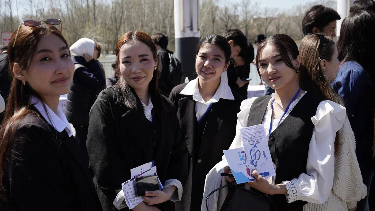 Семейде «Адал адам – адал еңбек» жәрмеңкесі өтті