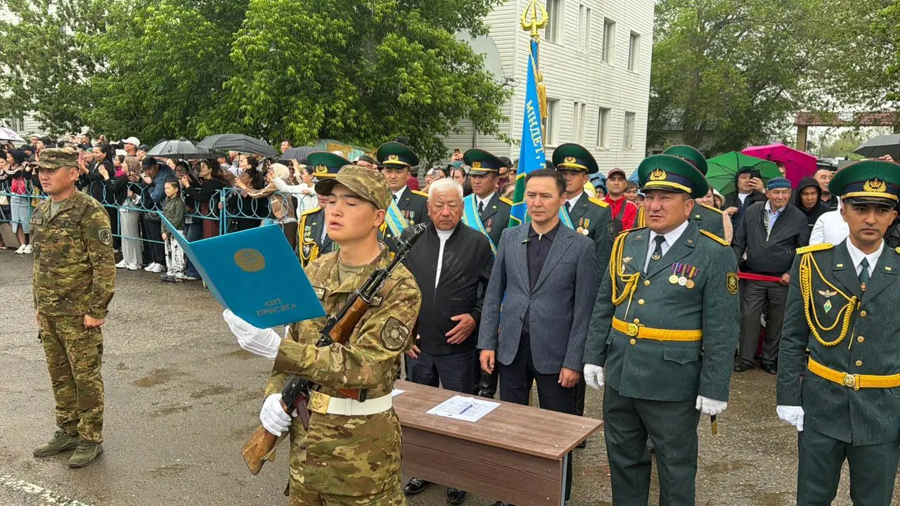 В Маканчинском районе области Абай состоялась церемония принятия Военной присяги молодыми пограничниками