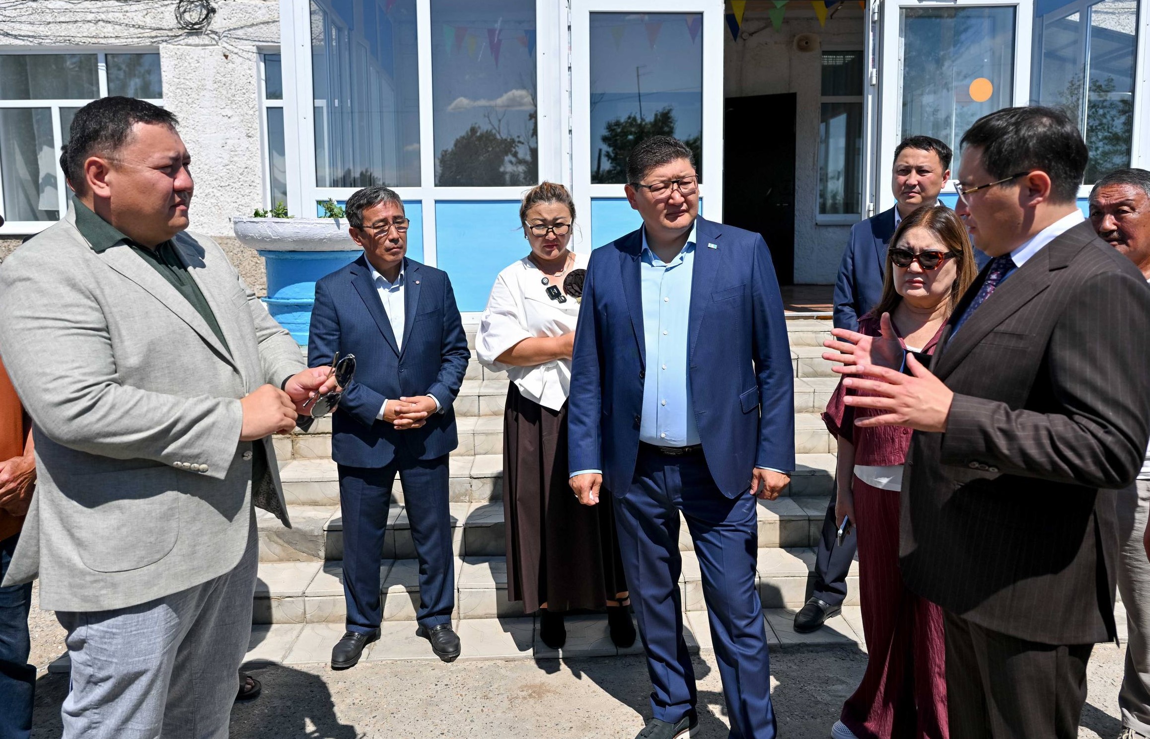 Облыс әкімі Бесқарағай ауданының Бөдене ауылының тыныс-тіршілігімен танысты