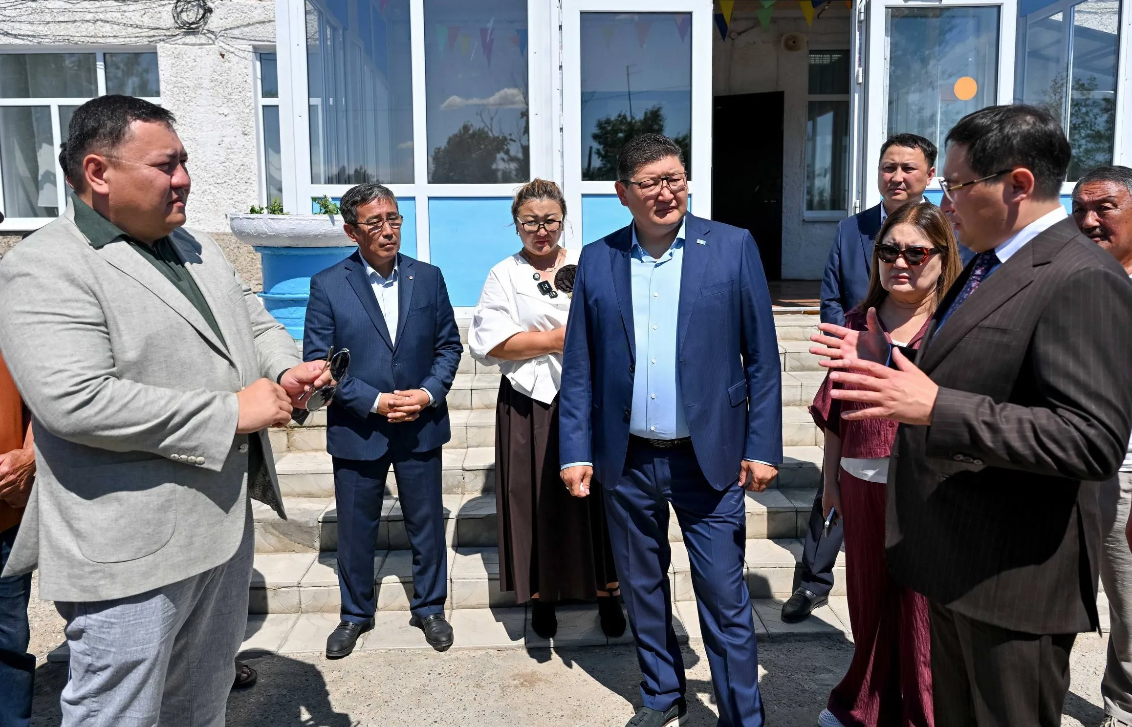 Облыс әкімі Бесқарағай ауданының Бөдене ауылының тыныс-тіршілігімен танысты 