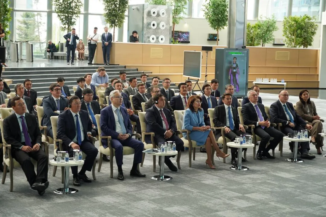 Қазақстанда мемлекеттік органдардың басшылары мен әкімдерге арналған жасанды интеллект бойынша стратегиялық семинар өтті
