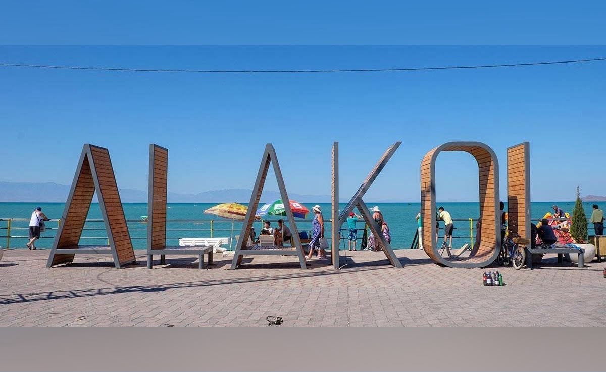 Алакөлде кәсіпкерлерге салық заңнамасының талаптары түсіндірілді